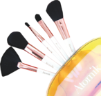 Set de 5 pinceaux maquillage - Atomik - Maxi Bazar à Nantes Set de 5 pinceaux maquillage - Atomik en promo chez Maxi Bazar Nantes à 5,00 €