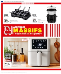 Offre Wok dans le catalogue Carrefour du moment à la page 4
