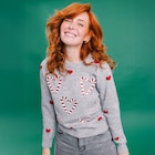 Pull Noël avec sequins et col rond gris clair femme à 29,99 € dans le catalogue La Halle