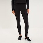 Legging stretch coton majoritaire Puma noir femme - La Halle à Villeurbanne Legging stretch coton majoritaire Puma noir femme en promo chez La Halle Villeurbanne à 21,99 €