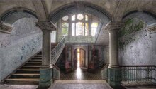 Acrylbild Lost Villa bei Zurbrüggen in Unna Acrylbild Lost Villa im Angebot bei Zurbrüggen Unna für 249,00 €