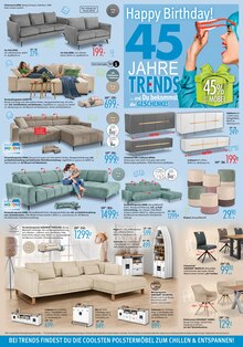 Couch im Trends Prospekt "45 Jahre TRENDS - …und Du bekommst die Geschenke" mit 8 Seiten (Duisburg)