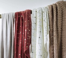 Gamme de Plaids - Géant Casino à Boulogne-Billancourt Gamme de Plaids en promo chez Géant Casino Boulogne-Billancourt à 10,00 €