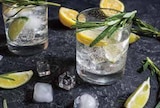 EDEKA Basdahl - London Dry Gin oder Sunset oder Bramble Gin Angebot im Prospekt London Dry Gin oder Sunset oder Bramble Gin bei EDEKA im Basdahl Prospekt für 15,99 €