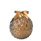 Ernstings family Seelze - Kleine Kerze im weihnachtlichen Design Angebot im Prospekt Kleine Kerze im weihnachtlichen Design bei Ernstings family im Seelze Prospekt für 3,99 €