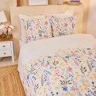 Parure de lit "Elalie" à Carrefour dans Laguiole Parure de lit "Elalie" à Carrefour dans Laguiole