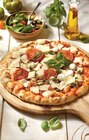 Pizza tomate mozzarella - Intermarché à Tourcoing Pizza tomate mozzarella en promo chez Intermarché Tourcoing à 5,99 €