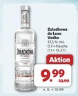 de Luxe Vodka im Angebot bei combi in Neustadt de Luxe Vodka Angebote von Zoladkowa bei combi Neustadt für 9,99 €