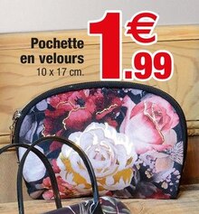 Pochette en velours - Bazarland à Nancy Pochette en velours en promo chez Bazarland Nancy à 1,99 €