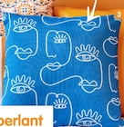 B&M Bagnolet - Promo Coussin visage déperlant Promo Coussin visage déperlant à 7,99 € dans le catalogue B&M à Bagnolet