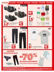 Chaussures Angebote im Prospekt "SOLDES JUSQU'À -70%" von Auchan Hypermarché Chaussures Angebote im Prospekt "SOLDES JUSQU'À -70%" von Auchan Hypermarché auf Seite 16