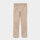 Pantalon slim coton majoritaire taupe garçon - La Halle Pantalon slim coton majoritaire taupe garçon à 6,99 € dans le catalogue La Halle
