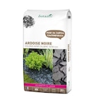 Ardoise noire pour jardin de calibre 10 à 30 mm en sac de 20 L - BOTANIC® en promo chez Botanic Ardoise noire pour jardin de calibre 10 à 30 mm en sac de 20 L - BOTANIC® dans le catalogue Botanic