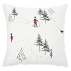 Kissenhülle im weihnachtlichen Design im aktuellen Ernstings family Prospekt