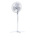 Ventilateur sur pied oscillant et inclinant 40 cm 3 vitesses - Castorama à Grenoble Ventilateur sur pied oscillant et inclinant 40 cm 3 vitesses en promo chez Castorama Grenoble à 24,90 €