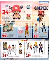 Promos Figurine dans le catalogue "EMBARQUEZ POUR LE PAYS DES JOUETS" de Auchan Hypermarché Figurine en promo dans le catalogue Auchan Hypermarché à la page 33