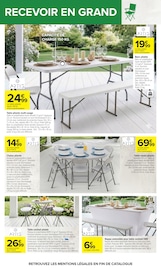 Chaise en promo dans le catalogue Carrefour à la page 19