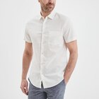 Chemise manches courtes lin mélangé blanc homme - La Halle Chemise manches courtes lin mélangé blanc homme à 22,99 € dans le catalogue La Halle