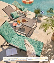 Promos Coussin bain de soleil dans le catalogue "On est tellement bien dehors !" de Jardiland à la page 31