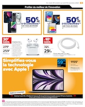 Promos IPhone SE dans le catalogue "PASSEZ L'AUTOMNE CONNECTÉ À VOS ENVIES !" de Carrefour à la page 17