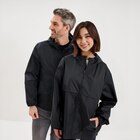 La Halle Castelsarrasin - Promo Veste coupe-vent imperméable à capuche noir mixte Promo Veste coupe-vent imperméable à capuche noir mixte à 15,99 € dans le catalogue La Halle à Castelsarrasin
