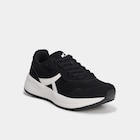 Promo Baskets running à lacets noir femme à 39,99 € dans le catalogue La Halle à Bron