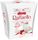 Raffaello - FERRERO en promo chez Lidl Raffaello - FERRERO dans le catalogue Lidl