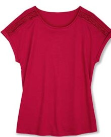 Shirt mit Spitze, große Mode bei ALDI SÜD in Wiesbaden Shirt mit Spitze, große Mode im Angebot bei ALDI SÜD Wiesbaden für 5,99 €