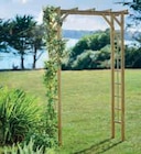 Pergola en pin en promo chez Hyper U Rouen à 29,99 €