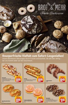 Pizza im REWE Prospekt "Dein Markt" mit 40 Seiten (Kiel)