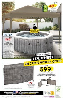 Promo Intex dans le catalogue Stokomani du moment à la page 16