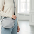 Handytasche Metallic Angebote bei Zimmermann Wolfsburg für 6,99 €