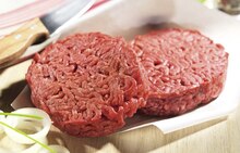 Steaks hachés Bio 15% MG - Géant Casino à Angers Steaks hachés Bio 15% MG en promo chez Géant Casino Angers à 3,00 €