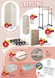 Offre Cintre dans le catalogue Maxi Bazar du moment à la page 17