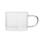 Tasse en verre strie dans le catalogue B&M
