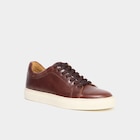 Tennis basses en cuir marron homme - La Halle Tennis basses en cuir marron homme à 24,99 € dans le catalogue La Halle