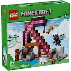 La Pioche Minecraft - LEGO en promo chez Carrefour Market La Pioche Minecraft - LEGO dans le catalogue Carrefour Market