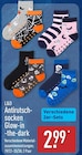 Antirutschsocken Glow-in-the-dark im ALDI Nord Prospekt Antirutschsocken Glow-in-the-dark von L&D im aktuellen ALDI Nord Prospekt für 2,99 €
