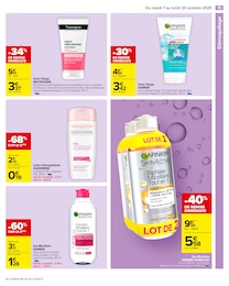 Offre Neutrogena dans le catalogue Carrefour du moment à la page 17