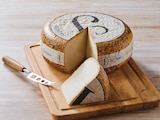 Promo Tomme de chèvre à 22,90 € dans le catalogue Super U à Cavaillon