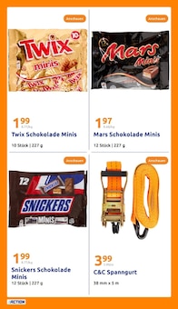 Snickers im Action Prospekt "kleine Preise, grosse Freude!" mit 32 Seiten (Stuttgart)
