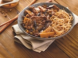 Bœuf aux oignons, légumes et nouilles chinoises en promo chez Intermarché Bœuf aux oignons, légumes et nouilles chinoises dans le catalogue Intermarché