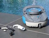 Robot aspirateur piscine fond plat sans fil Cristal - BESTWAY en promo chez Castorama Mâcon à 49,00 €