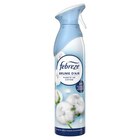 Brume d'air en spray - FEBREZE en promo chez Carrefour Brume d'air en spray - FEBREZE dans le catalogue Carrefour