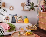 Promo 1- Coussin Tiago Actuel à 8,99 € dans le catalogue Auchan Hypermarché à Tremblay-en-France
