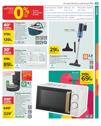 Offre Aspirateur dans le catalogue Carrefour du moment à la page 45