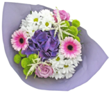 Blumenstrauß der Woche Angebote bei Kaufland Buxtehude für 12,99 €
