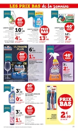 Promo Parfum dans le catalogue Hyper U du moment à la page 23