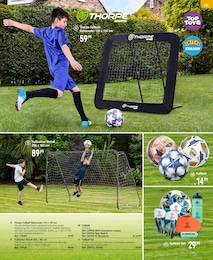 Fussballtor im Smyths Toys Prospekt "Toys Superstores" auf Seite 333