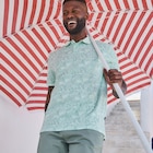 Polo manches courtes Creeks vert pastel homme en promo chez La Halle Polo manches courtes Creeks vert pastel homme dans le catalogue La Halle